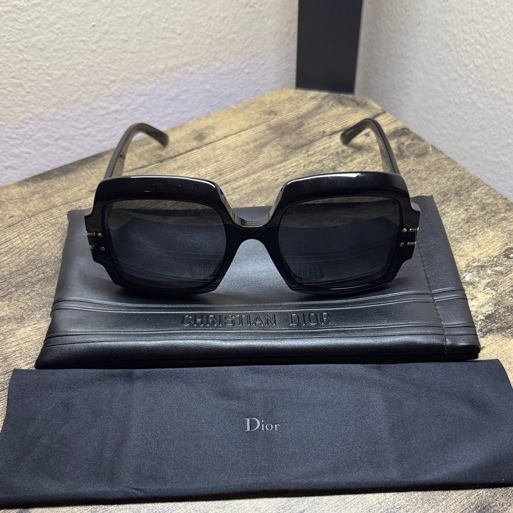 Dior Elegant Black Oversized Sunglasses